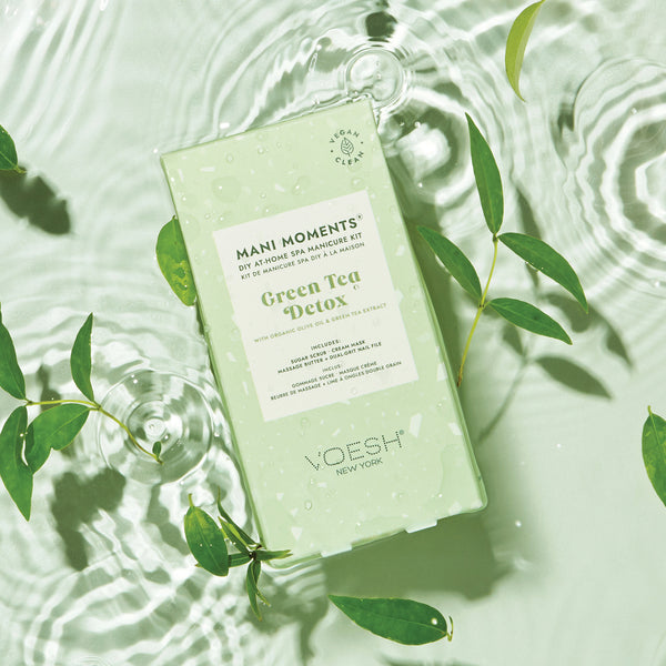 VOESH Mani Moments Green Tea Detox 3 Step At-Home Manicure Kit